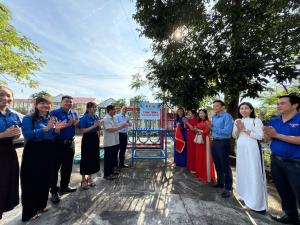 Hình ảnh cho bài viết Tuổi  trẻ Tây Hòa sôi nổi tham gia các hoạt động hưởng ứng Tháng Thanh niên năm 2025
